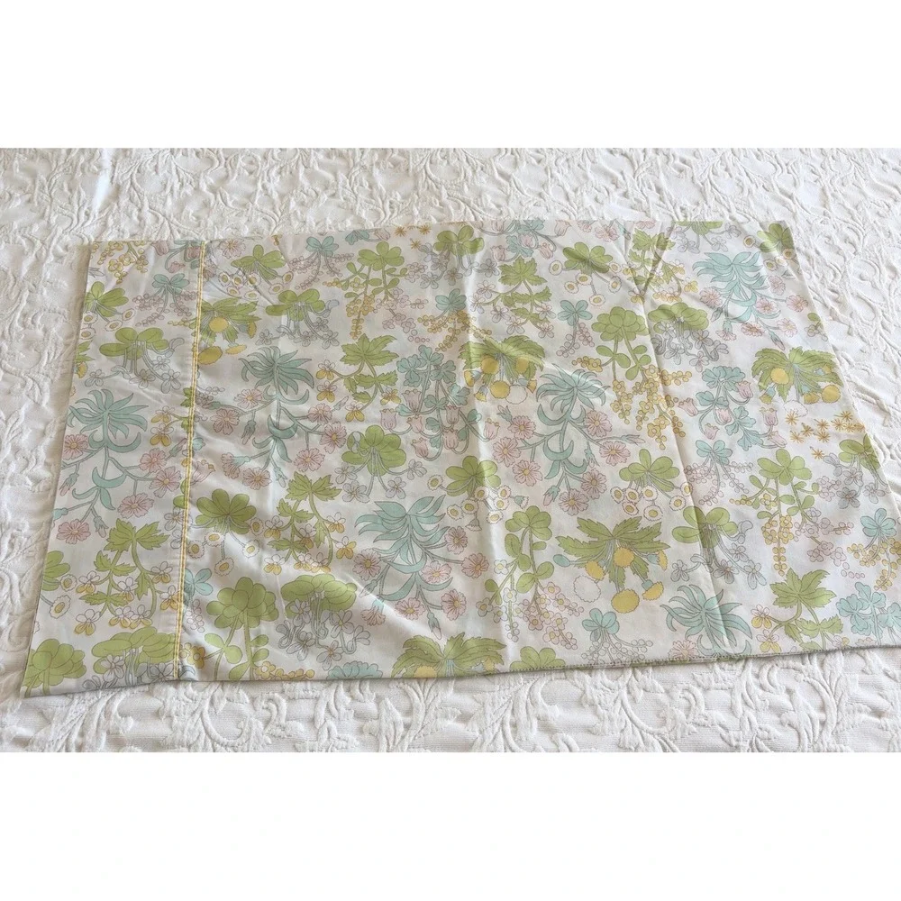 Vtg 70s Wamsutta Retro Mod Floral Pillowcase Flower Power Standard USA‎ made